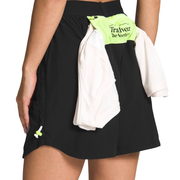 The North Face Women’s Black Trailwear OKT Trail Short - Medium NWT - Picture 4 of 9